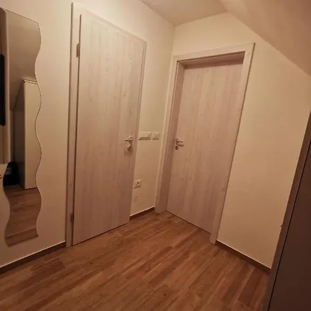 公寓 Apartma Lina, Encijan D-38 *